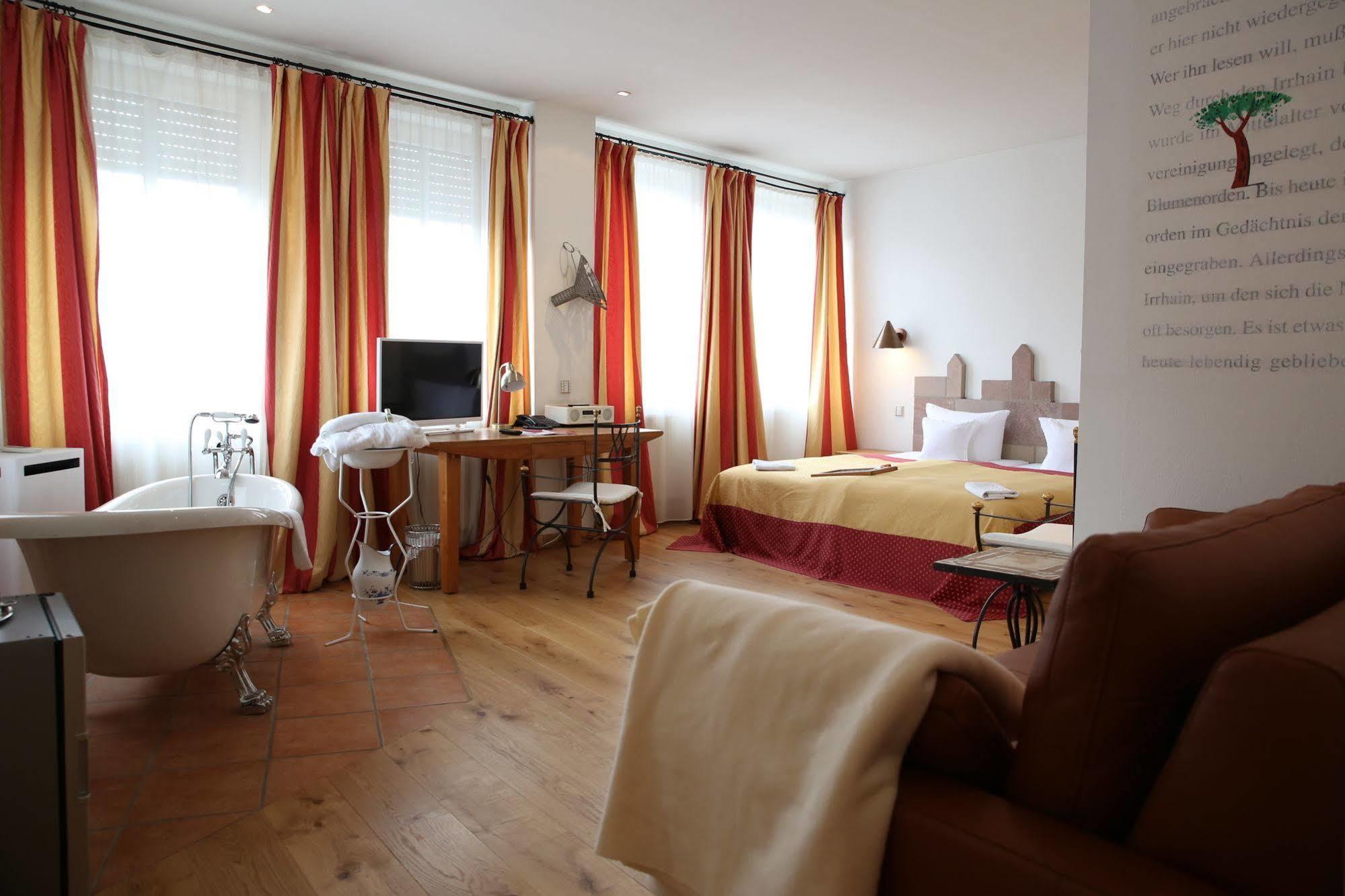 Hotel Drei Raben Nürnberg Eksteriør bilde